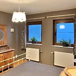 펜션 Les Pierris 라로셰안알데네