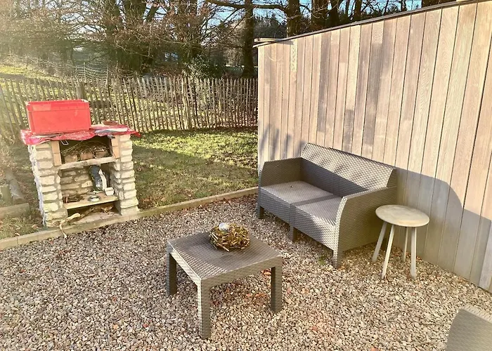 Les Pierris Semesterbostad