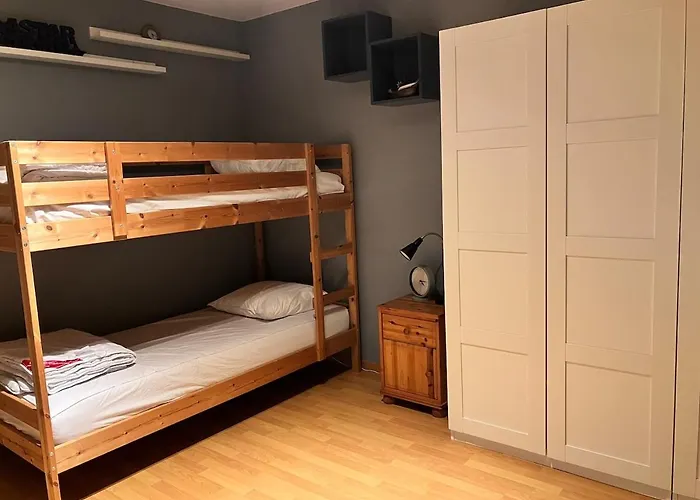 Les Pierris Semesterbostad *