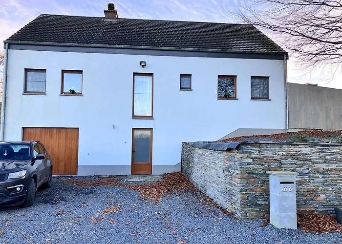 Semesterbostad Les Pierris La-Roche-en-Ardenne